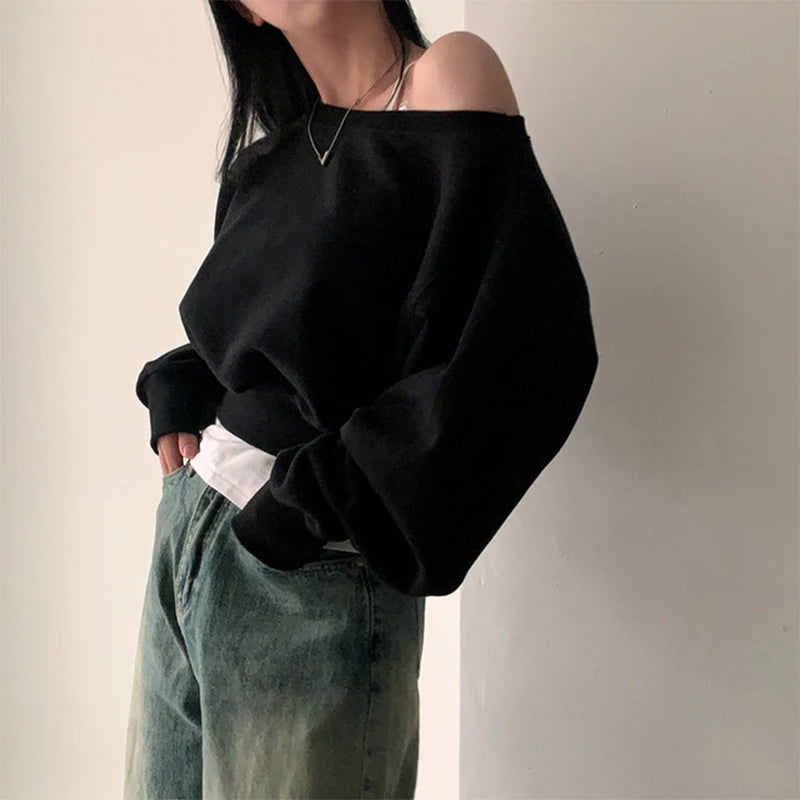Streetwear Off-shoulder Sweater - Hiddengem