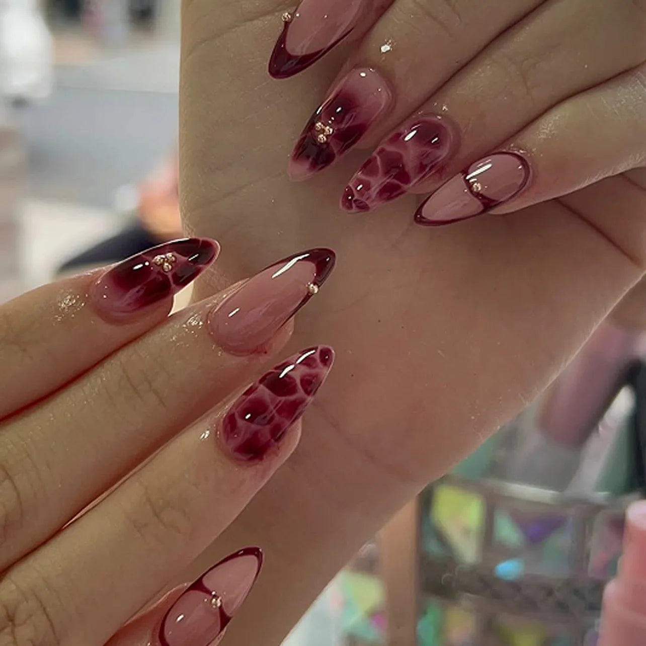 24Pcs Almond Press on Fake Nails 3D Flower - Hiddengem