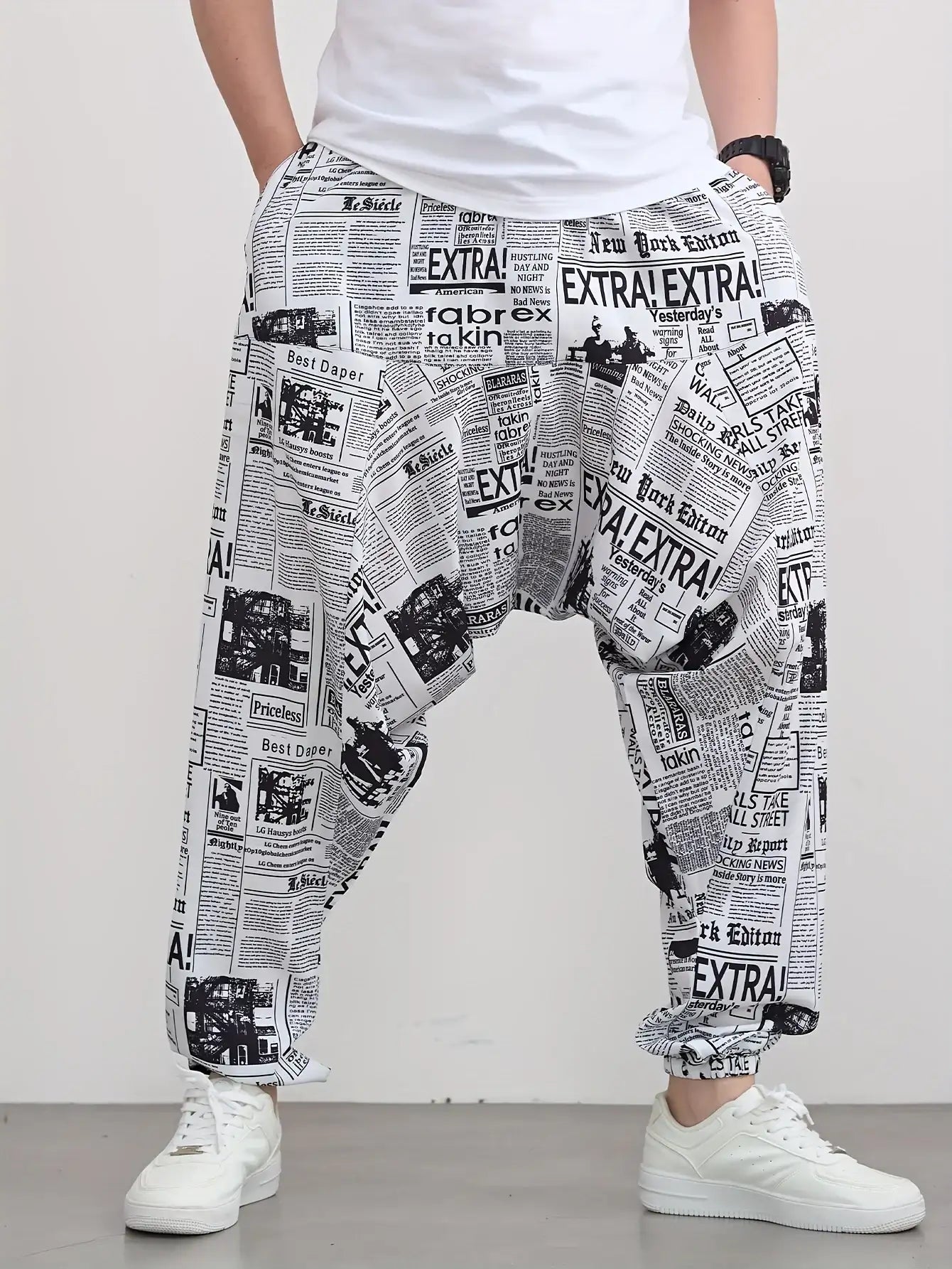 Men's newspaper printing - ultra loose jogging pants