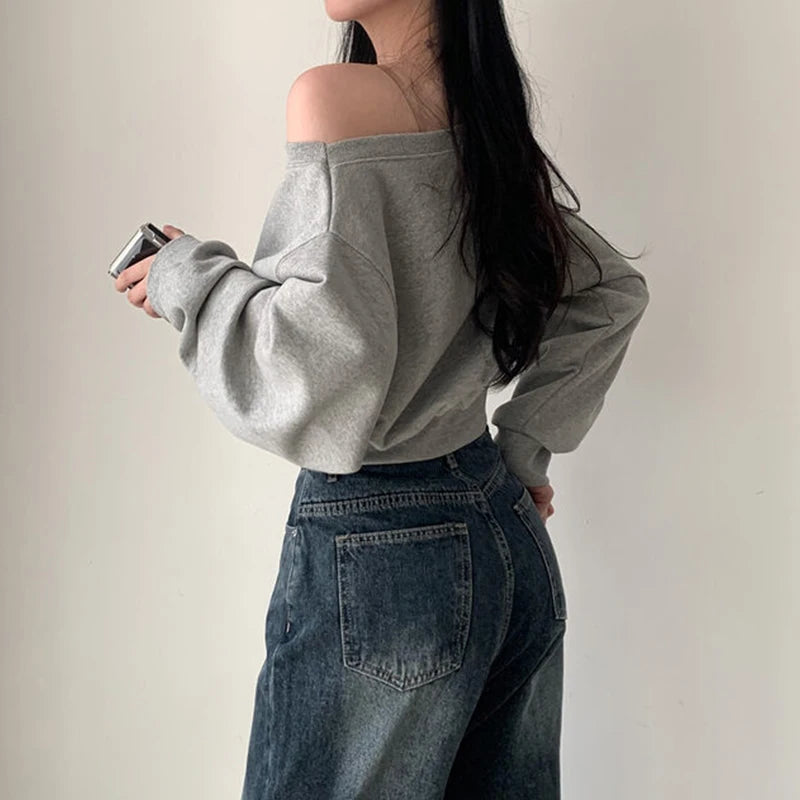 Streetwear Off-shoulder Sweater - Hiddengem