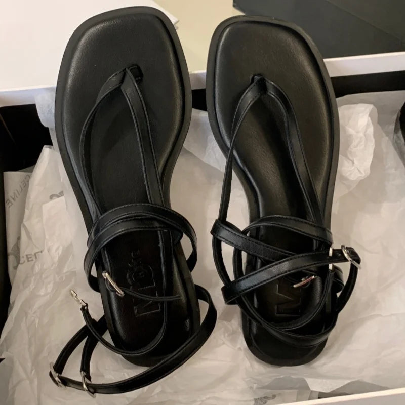 Clip Toe Flat Heels Sandals - Hiddengem