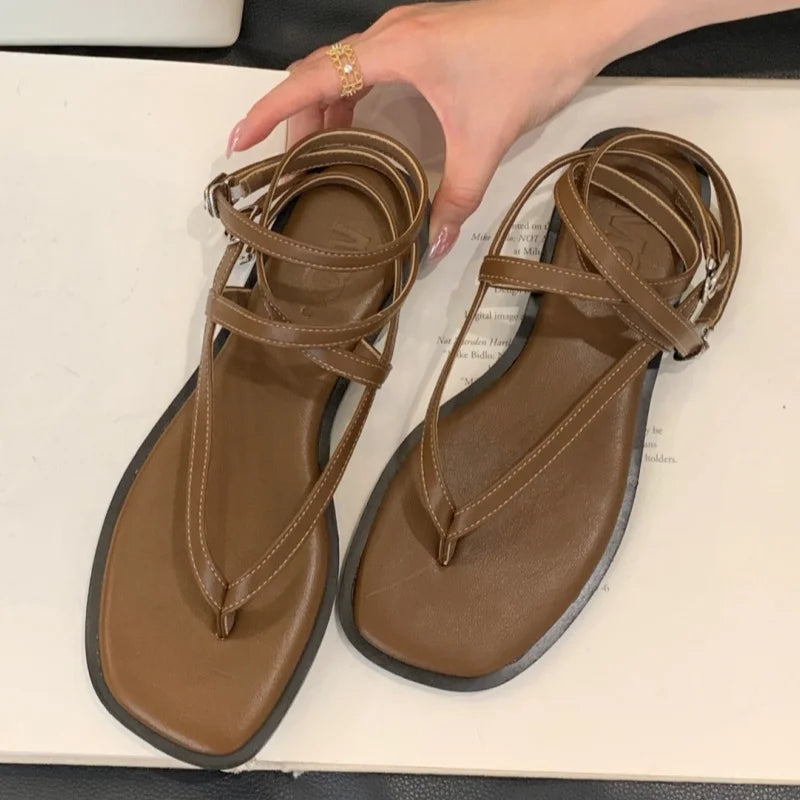 Clip Toe Flat Heels Sandals - Hiddengem