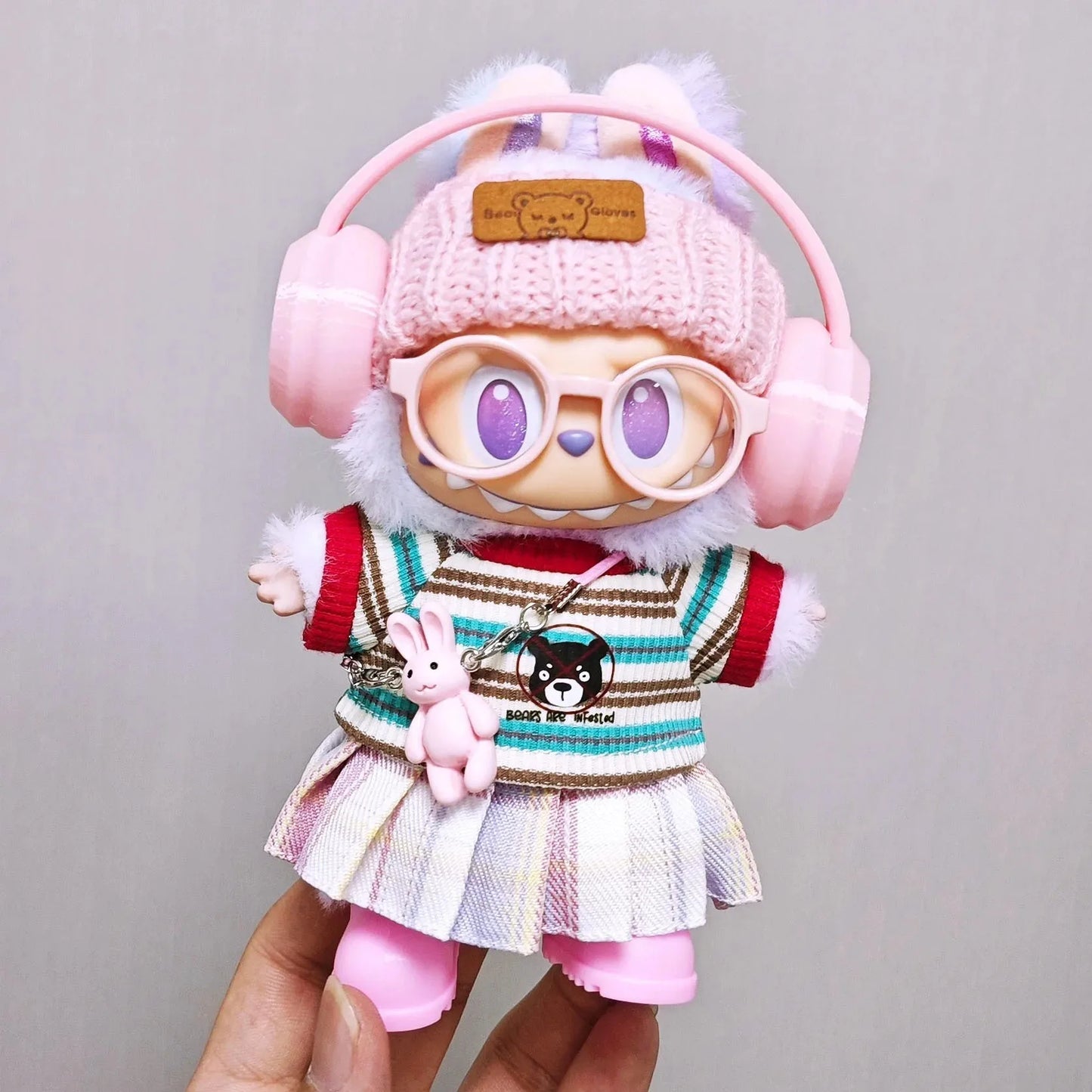 labubu clothes' new hot pink cargo pants, rainbow-colored pleated skirt clothing, colorful headphone sets, Labubu accessories
