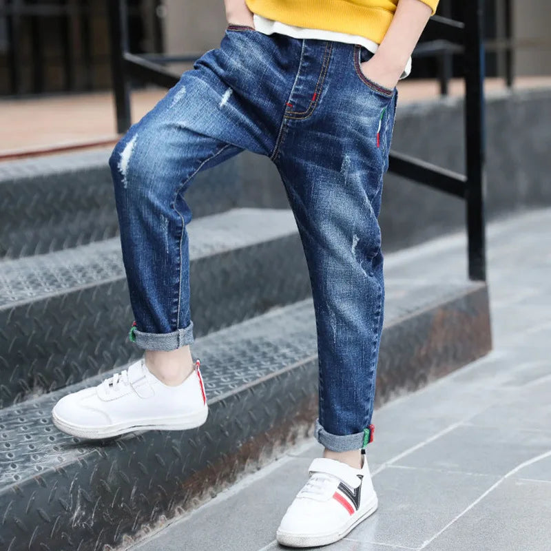 Skinny Jeans, young men Streetwear