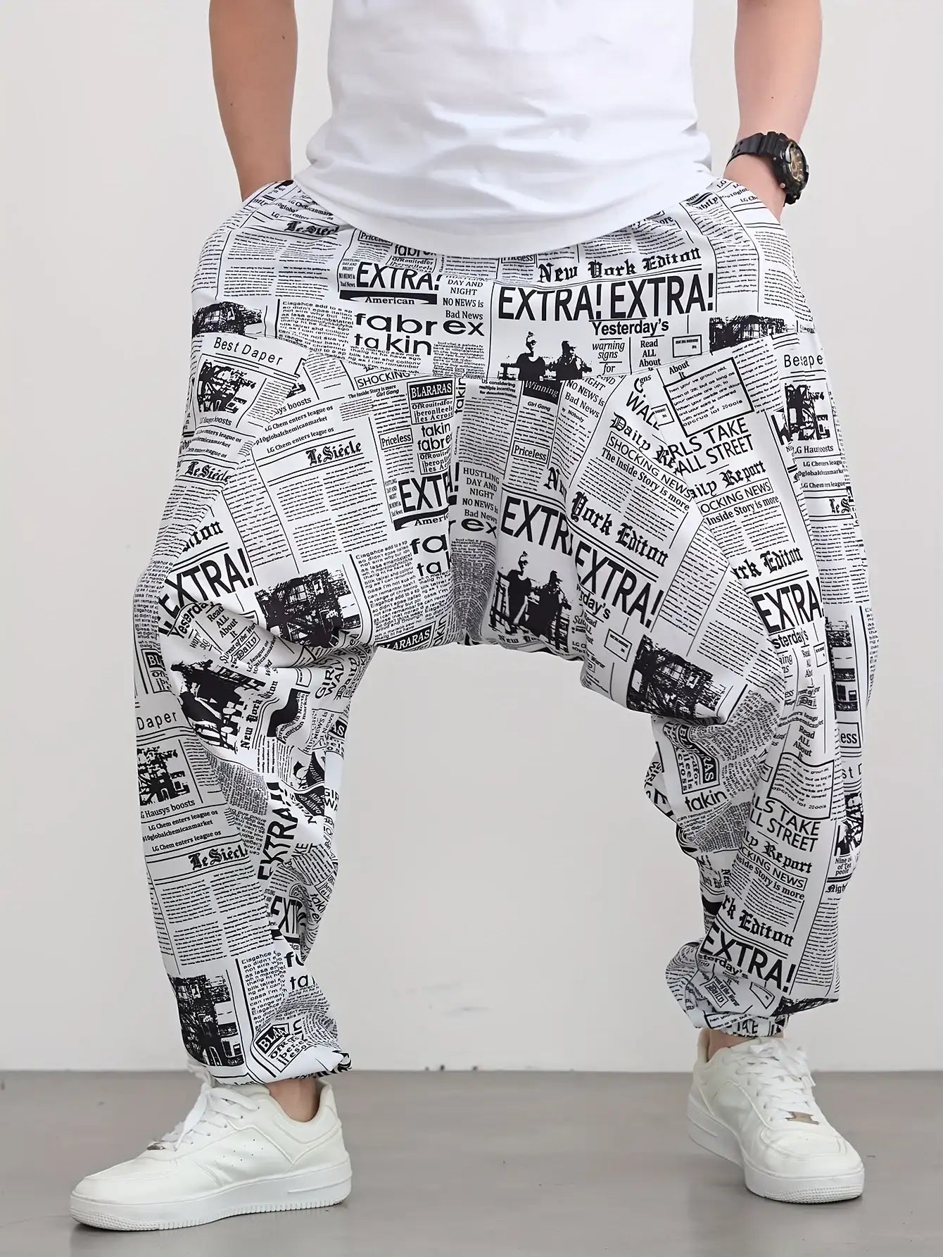 Men's newspaper printing - ultra loose jogging pants