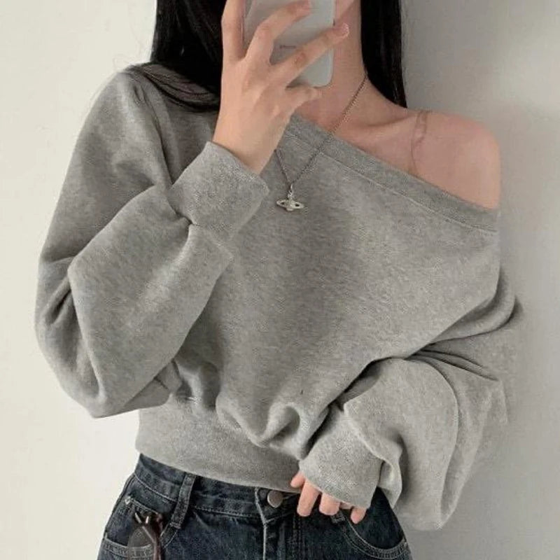 Streetwear Off-shoulder Sweater - Hiddengem